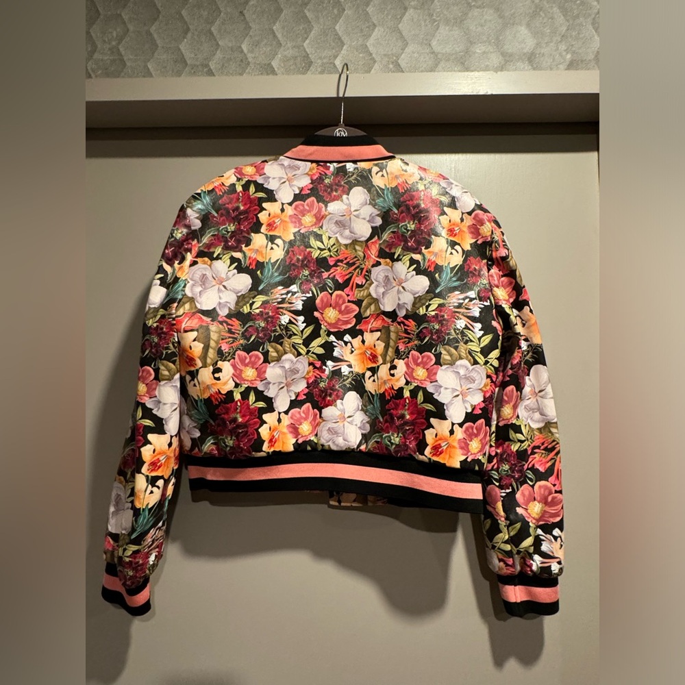 Alice+Olivia Juniper Floral  Keri Vegan Leather Women’s Varsity Jacket Size S - Picture 8 of 8